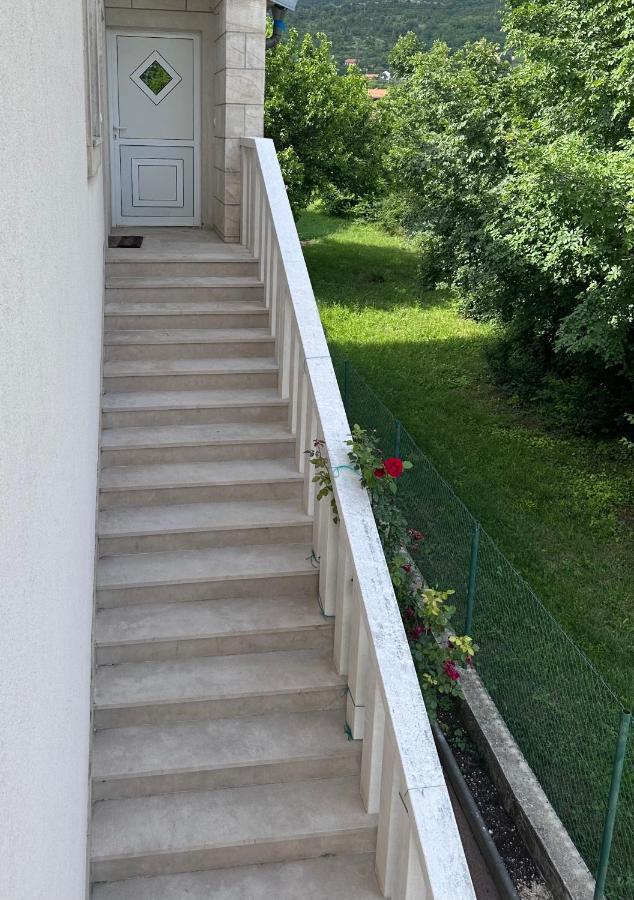 Divine Apartment Drnis Exterior photo